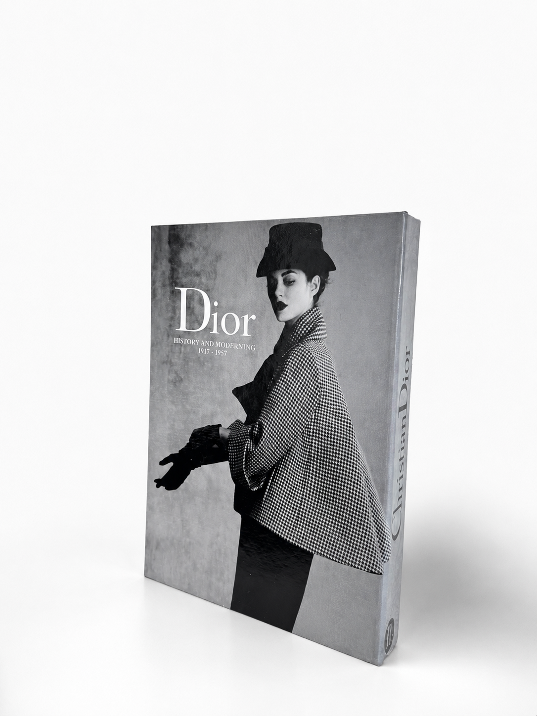 دکوراتیو  dior history